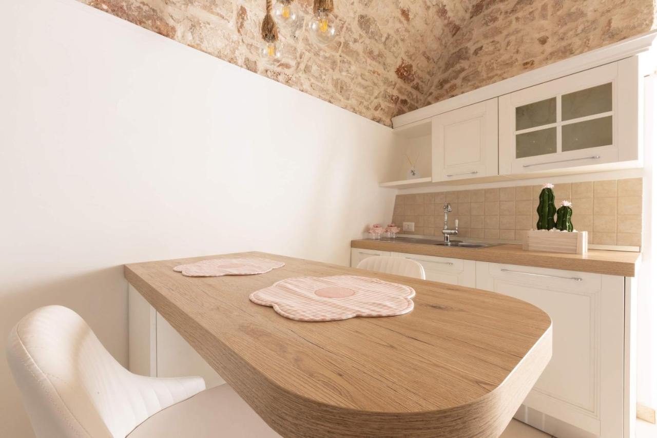 B&B La Finestra Sui Giardini Santeramo in Colle Eksteriør bilde